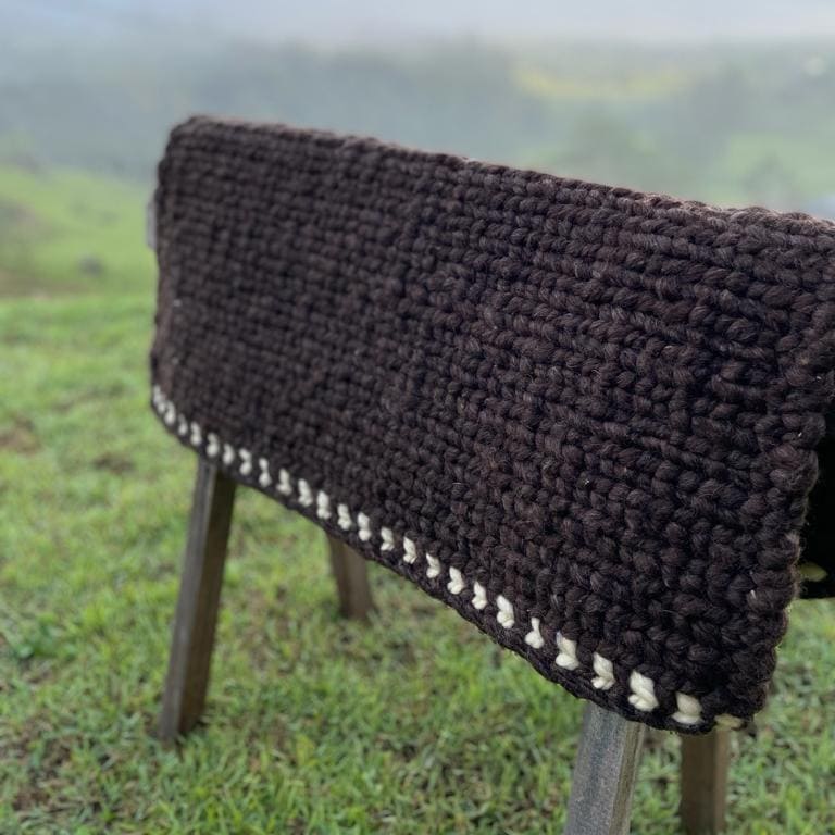 Bacheiro de Lã -  Tamanho 70x70
